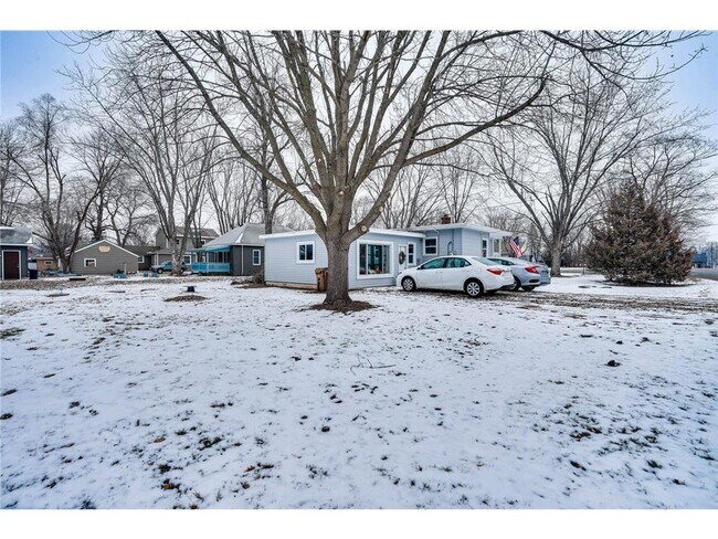 16724 Upper 5th St N in Lakeland, MN - Building Photo - Building Photo