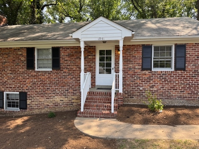 property at 1941 N Junaluska Dr