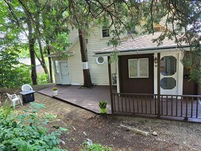 12 Wood Ct in Plymouth, CT - Building Photo - Building Photo