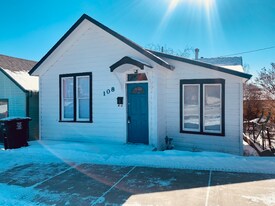 108 W Gold St in Butte, MT - Building Photo