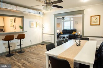 3809 Ventnor Ave, Unit 4 in Atlantic City, NJ - Building Photo - Building Photo