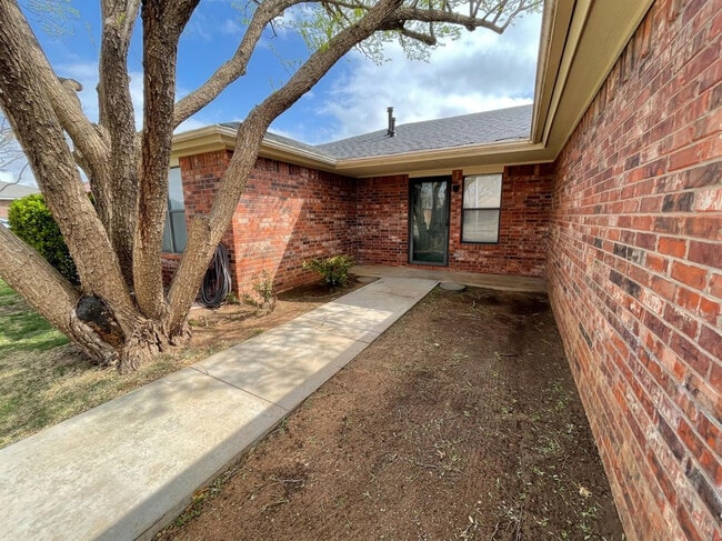 9717 Blandon Ave in Lubbock, TX - Building Photo - Building Photo
