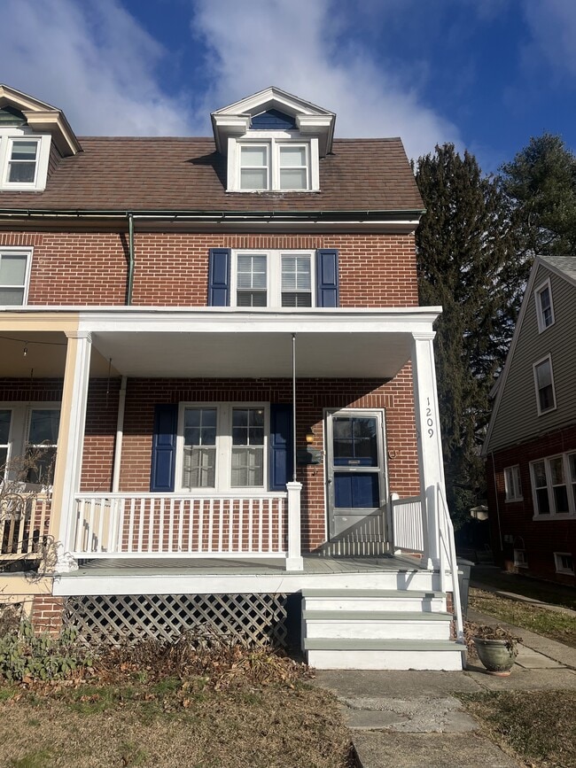 property at 1209 Elm Ave