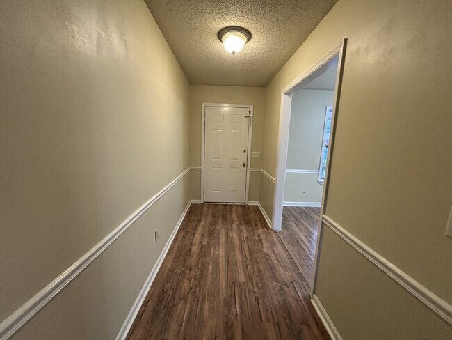 105 Briarwind Ct in Hinesville, GA - Building Photo - Building Photo