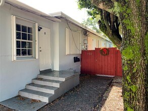 750 NE 86th St in Miami, FL - Building Photo - Building Photo