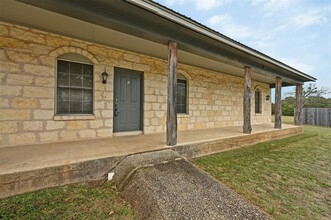 101 Chestnut Ridge in Dripping Springs, TX - Building Photo - Building Photo