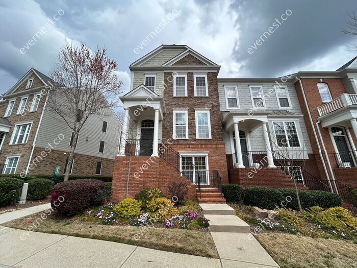 2171 Weldonberry Dr in Atlanta, GA - Building Photo