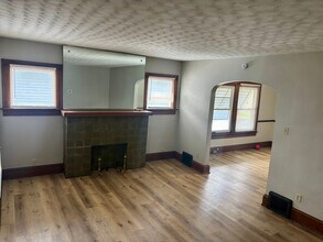 1437 16th St NW, Unit 1437 16th St NW in Canton, OH - Building Photo - Building Photo