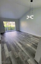 118 Quail Forest Blvd in Naples, FL - Building Photo