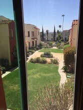 3843 W 27th St, Unit One in Los Angeles, CA - Building Photo - Building Photo