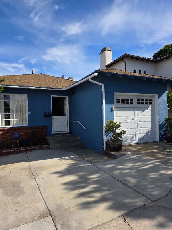 property at 3528 Laurel Ave