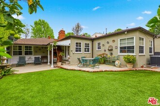 11333 Berwick St in Los Angeles, CA - Building Photo - Building Photo