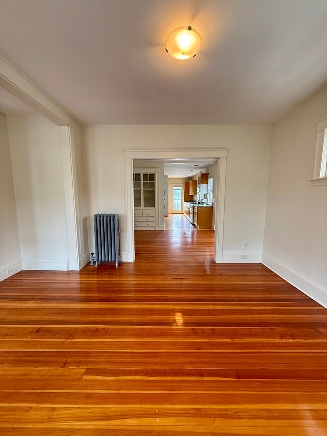 68 Putnam St, Unit 2