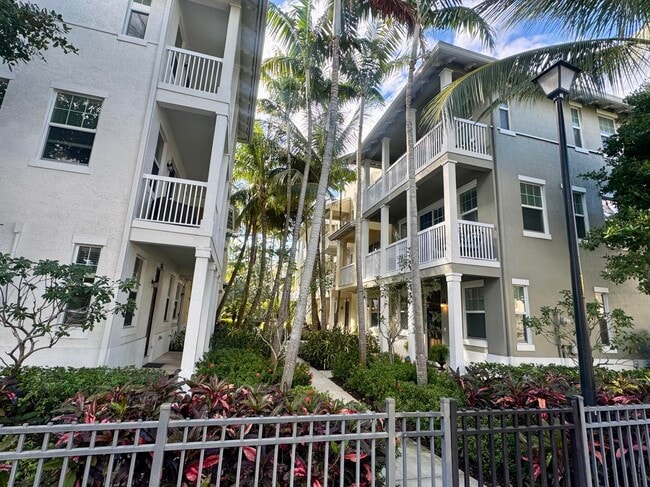 101 E Coda Cir in Delray Beach, FL - Building Photo - Building Photo