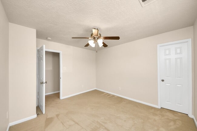 property at 11034 Kelly Hill Ct