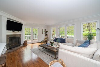 187 Croton Ave in Mt Kisco, NY - Building Photo - Building Photo