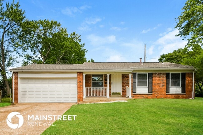 property at 1095 Cedar Pl