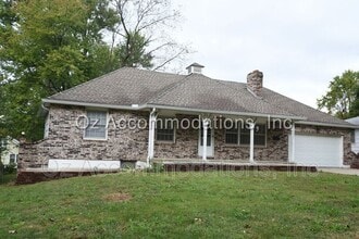 7820 Arlington Ave in Raytown, MO - Building Photo - Building Photo