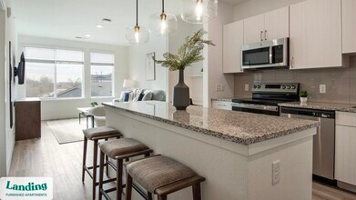 10670 Jake Jabs Blvd, Unit 2312 in Longmont, CO - Foto de edificio - Building Photo