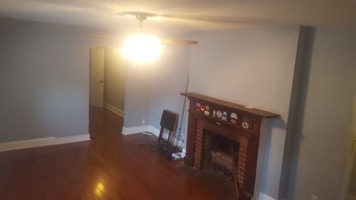 121 Avery St in Greenville, NC - Building Photo - Building Photo