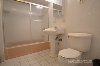21 Lothrop St, Unit 2 in Boston, MA - Building Photo - Building Photo