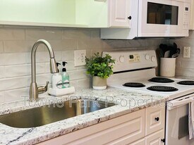 326 Greendale Pl in Evans, GA - Building Photo