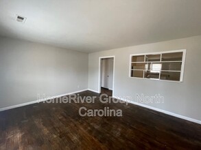 3714 Driftwood Dr in Charlotte, NC - Building Photo - Building Photo