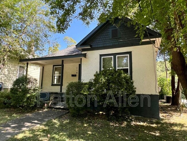 property at 114 Clingman Ave