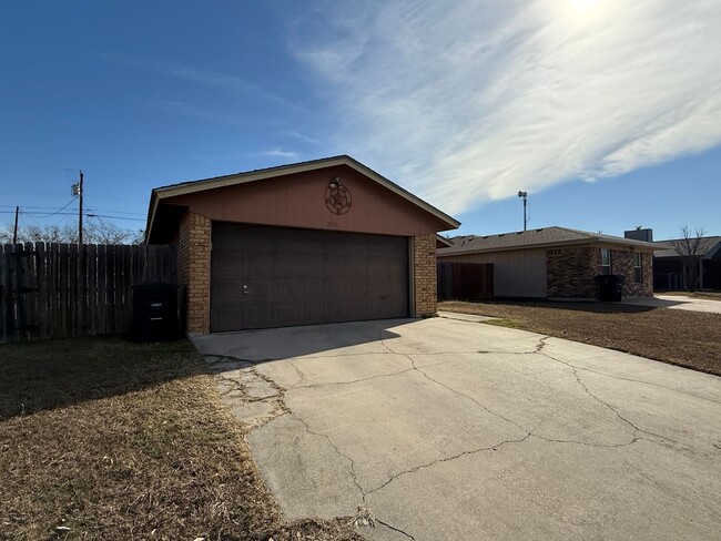 3110 Chisholm Trail in Killeen, TX - Building Photo - Building Photo