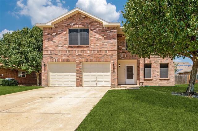 207 Silver Spur Dr in Waxahachie, TX - Foto de edificio