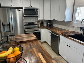 144 Grand Larry St in Anchorage, AK - Building Photo - Building Photo