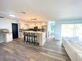 1710 SW 6th Ave in Pompano Beach, FL - Building Photo