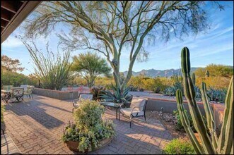9420 E Sierra St in Tucson, AZ - Building Photo - Building Photo