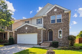 5605 Sable Bay Pt in Atlanta, GA - Foto de edificio - Building Photo