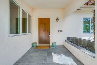 5252 Marlborough Dr in San Diego, CA - Building Photo - Building Photo