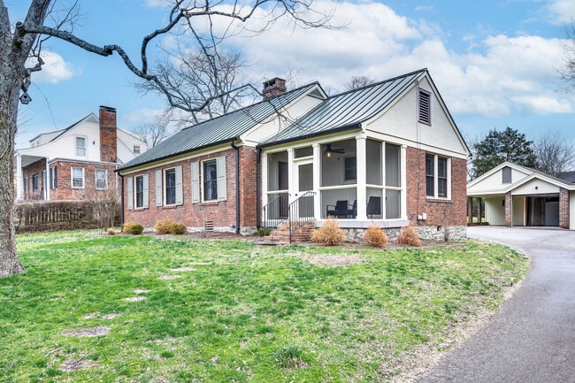 4206 Farrar Ave in Nashville, TN - Foto de edificio - Building Photo