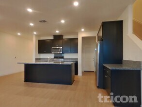 2054 Delta Vw Ave in Sacramento, CA - Building Photo - Building Photo