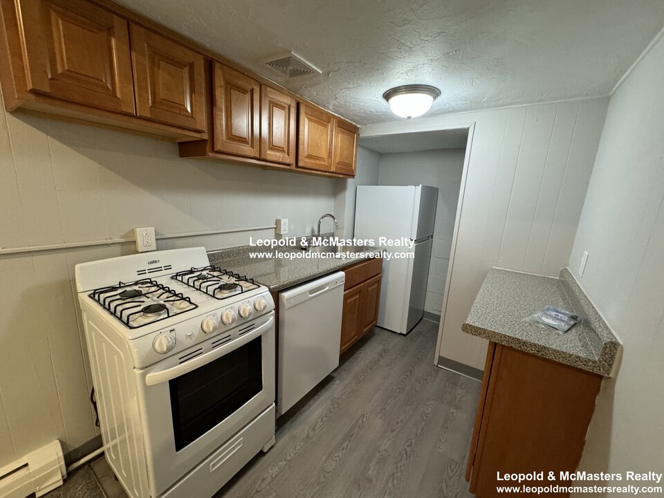 1177 Commonwealth Ave, Unit A in Boston, MA - Building Photo