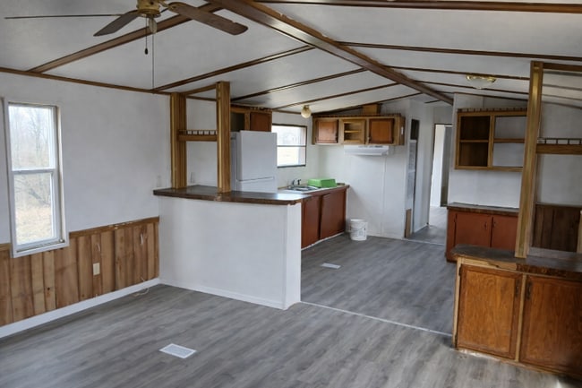 1205 N State St in Sullivan, IN - Building Photo - Building Photo