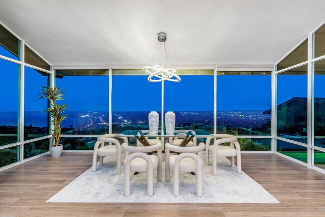 952 Vía Del Monte in Palos Verdes Estates, CA - Building Photo - Building Photo