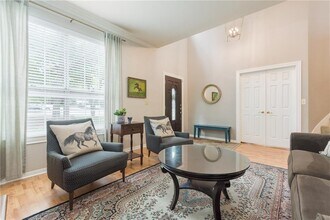 6300 Redgate Ct in Austin, TX - Building Photo - Building Photo