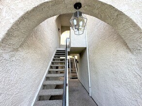 5032 Dorado Dr in Huntington Beach, CA - Building Photo - Building Photo