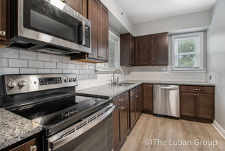 901 Nagold st nw, Unit A in Grand Rapids, MI - Foto de edificio - Building Photo