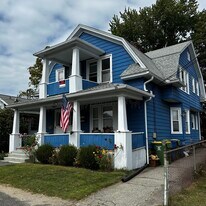 20 Amaryllis Ave in Waterbury, CT - Building Photo