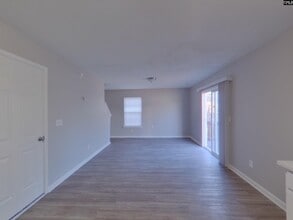 136 Katrina Ct in Lexington, SC - Building Photo - Building Photo