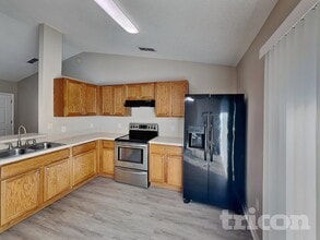 938 Millenbeck Ave in Deltona, FL - Building Photo - Building Photo