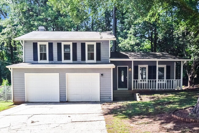 property at 3210 Fescue Cir