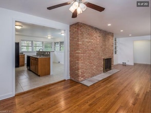 32 S Oak Forest Dr in Asheville, NC - Foto de edificio - Building Photo