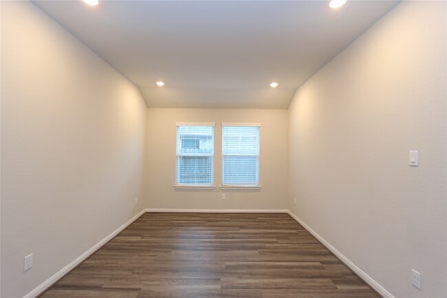 property at 1210 Oak Barrel Run