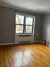 2 Greenridge Ave in White Plains, NY - Building Photo - Building Photo